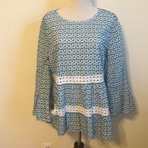 Darling Lilly Pulitzer new with tag  eyelet top